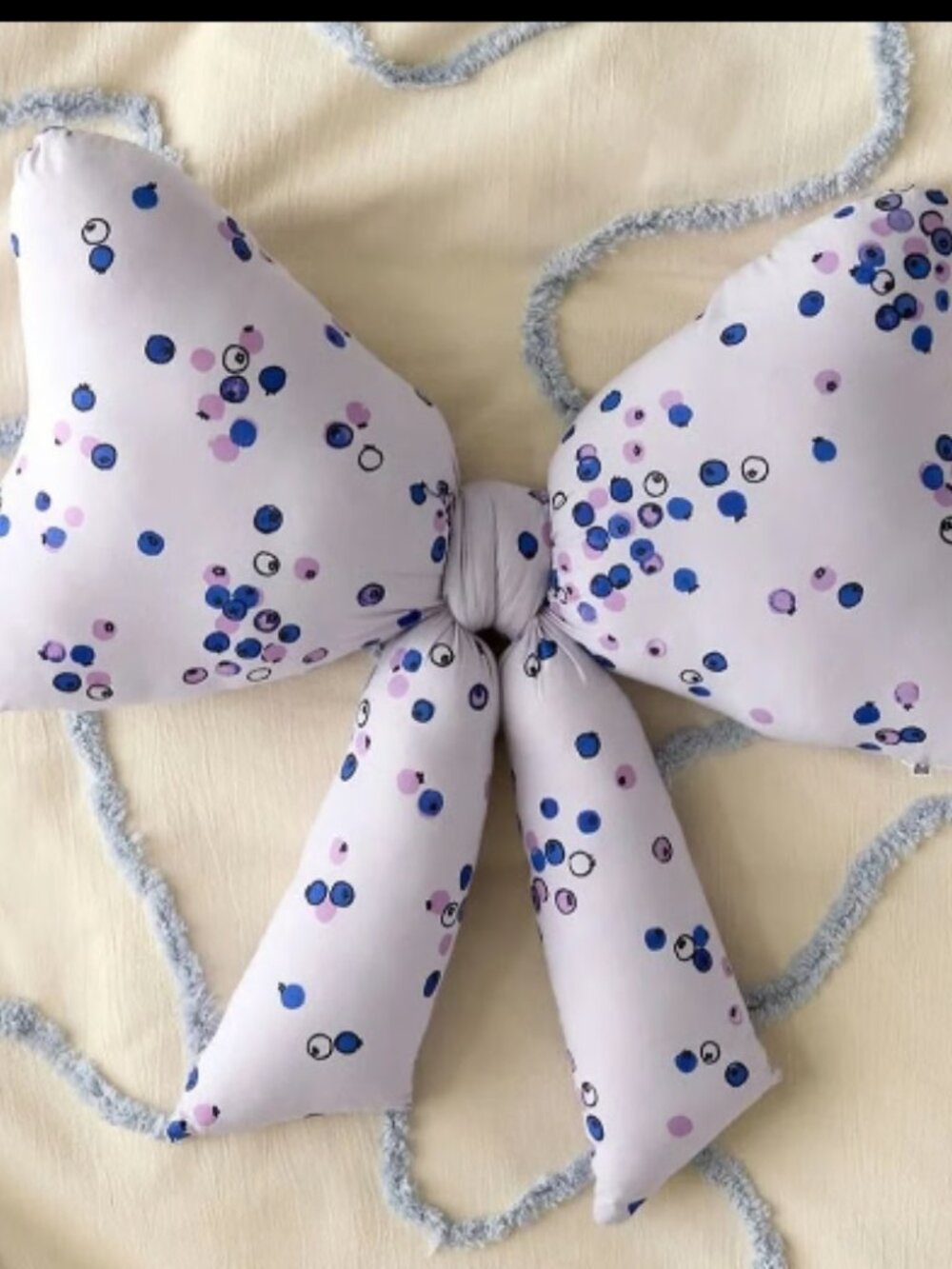 NWT UO Big Bow Throw Pillow Style